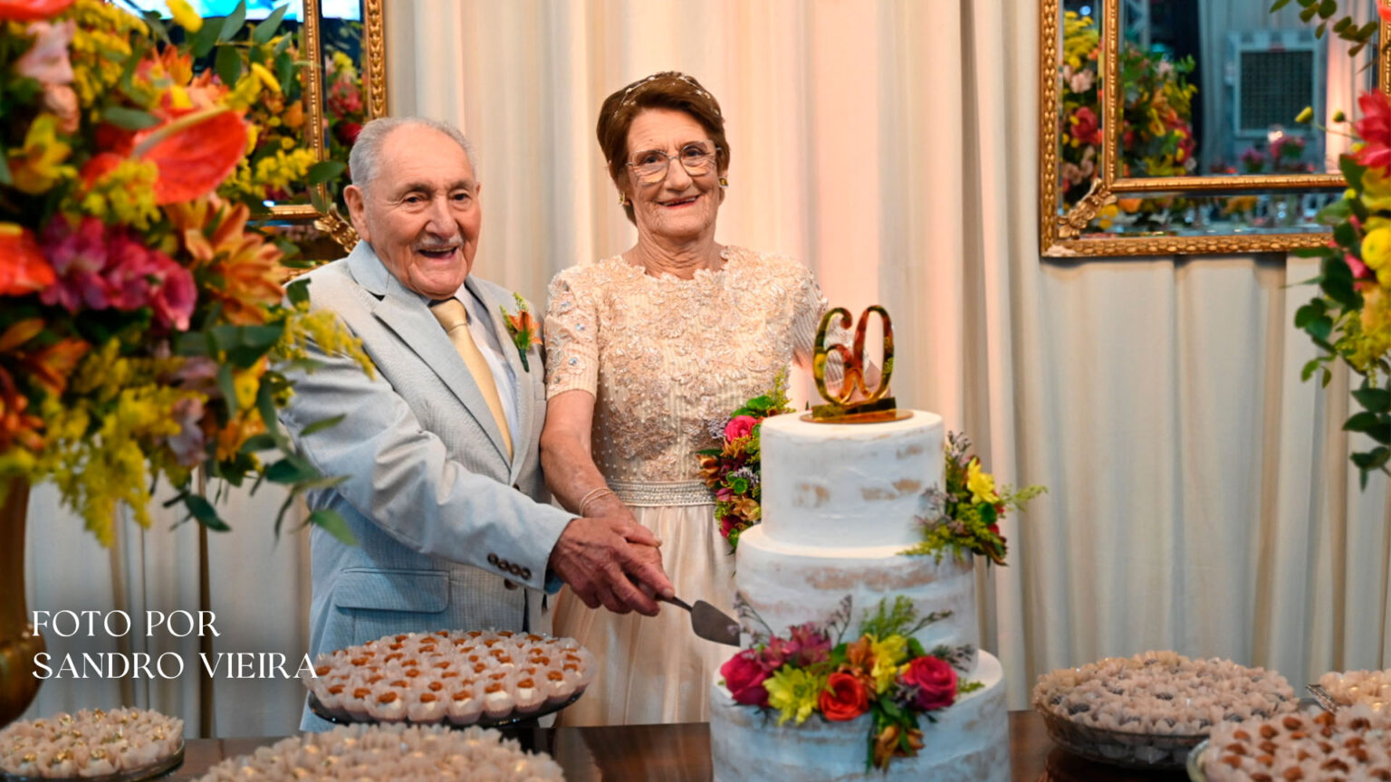 Bodas de Diamante: Celebração de uma vida inteira juntos casal apaixonado comemorando bodas de diamante